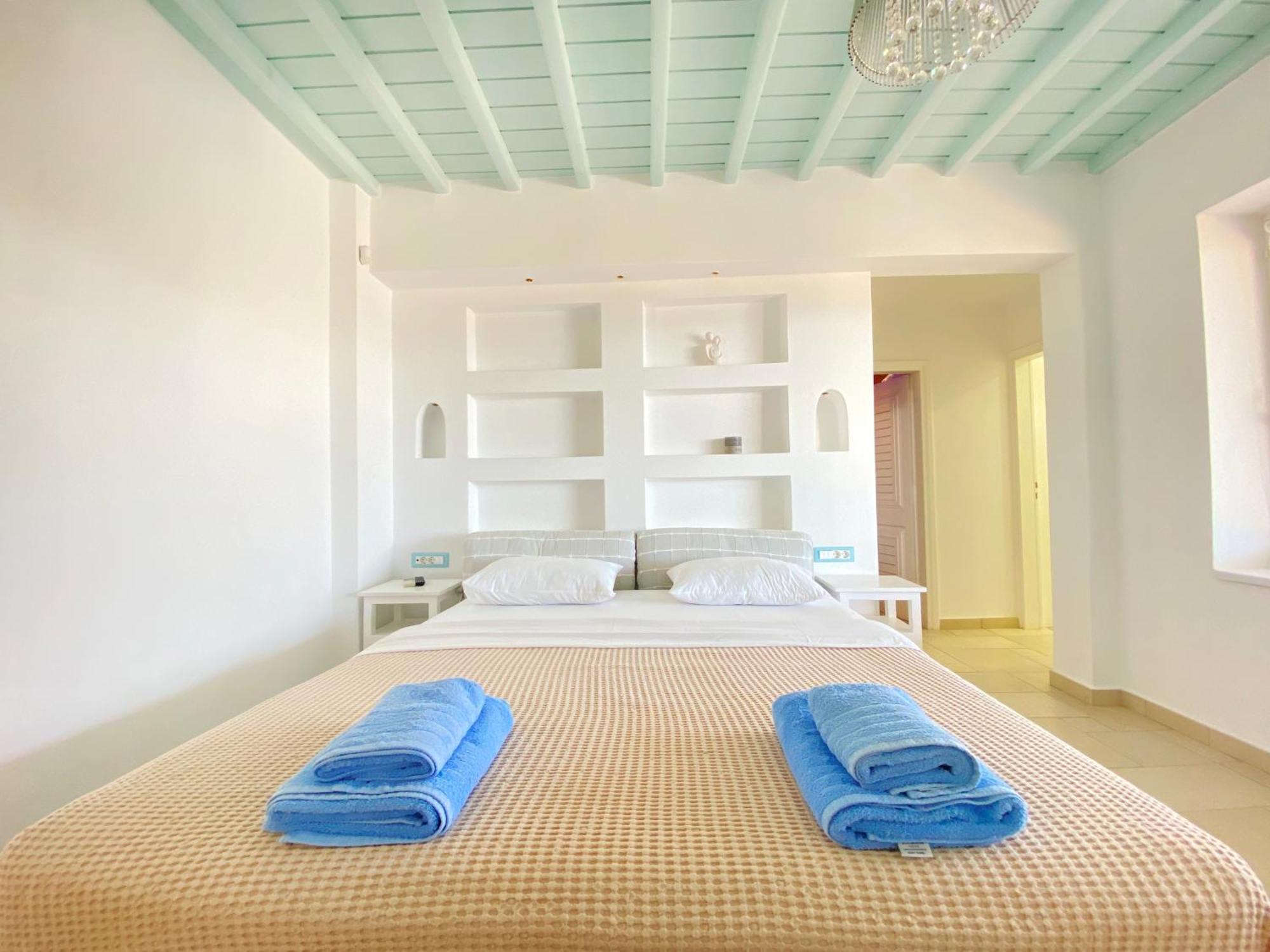 Ftelia Beach Paradise - Villa Irina'S Oasis Buitenkant foto